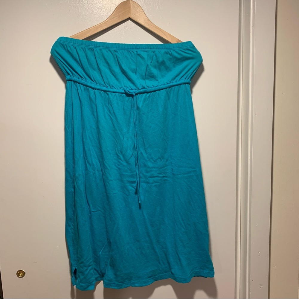 Strapless dress